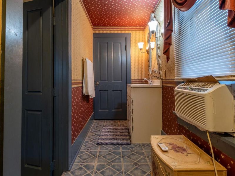 604 N Broad Street, Lancaster, OH 43130 Photo 39