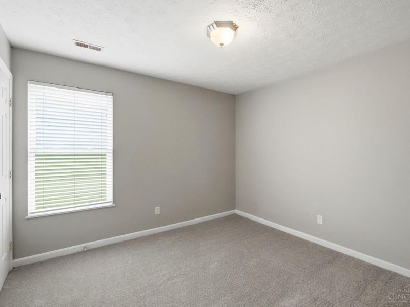 245 Keswick Drive, Monroe, OH 45050 Photo 13