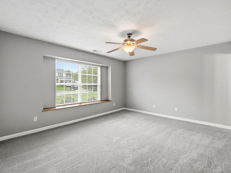 245 Keswick Drive, Monroe, OH 45050 Photo 9