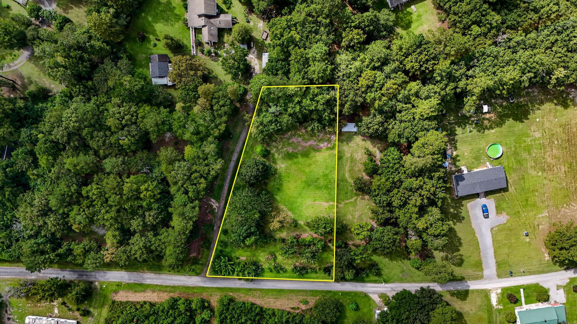 111 George Lane Photo 2