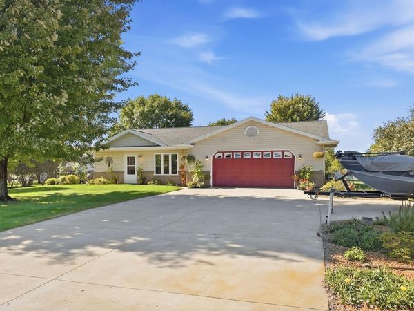 2782 Le Homme Dieu Hts Court NE, Alexandria, MN 56308