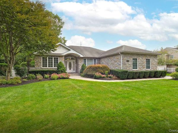 299 Pine Acre Boulevard , Dix Hills, NY 11746