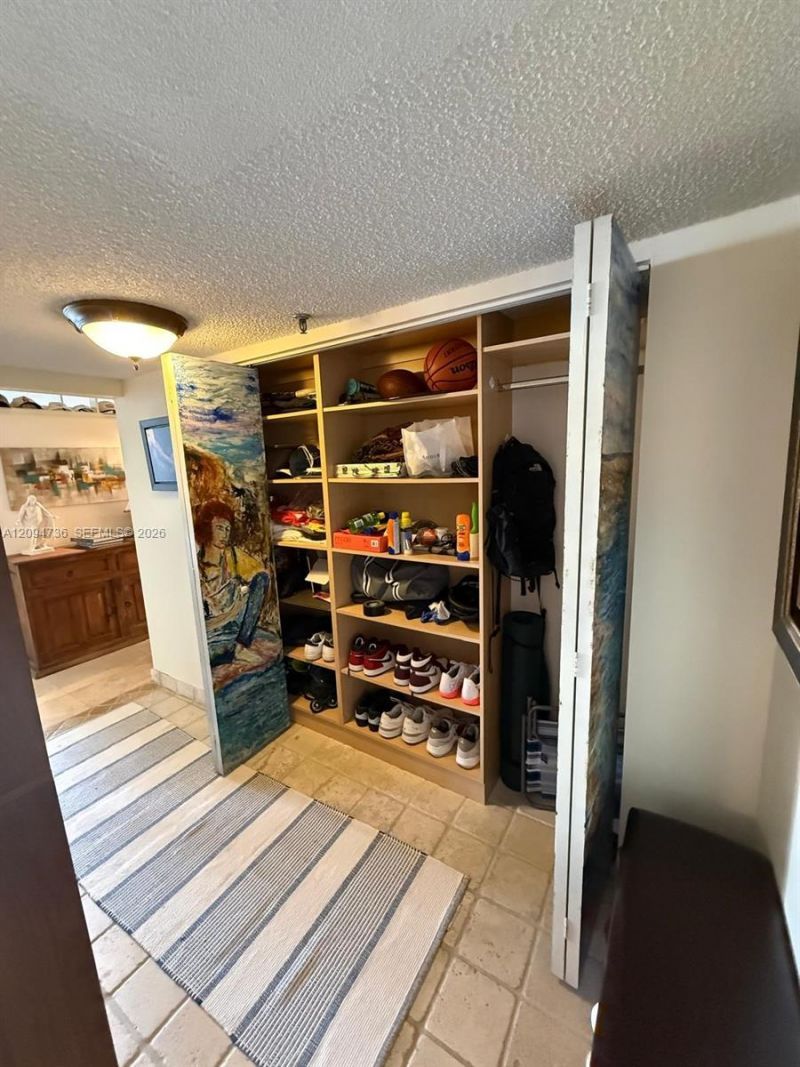 2625 Collins Ave, Unit 605, Miami Beach, FL 33140 Photo