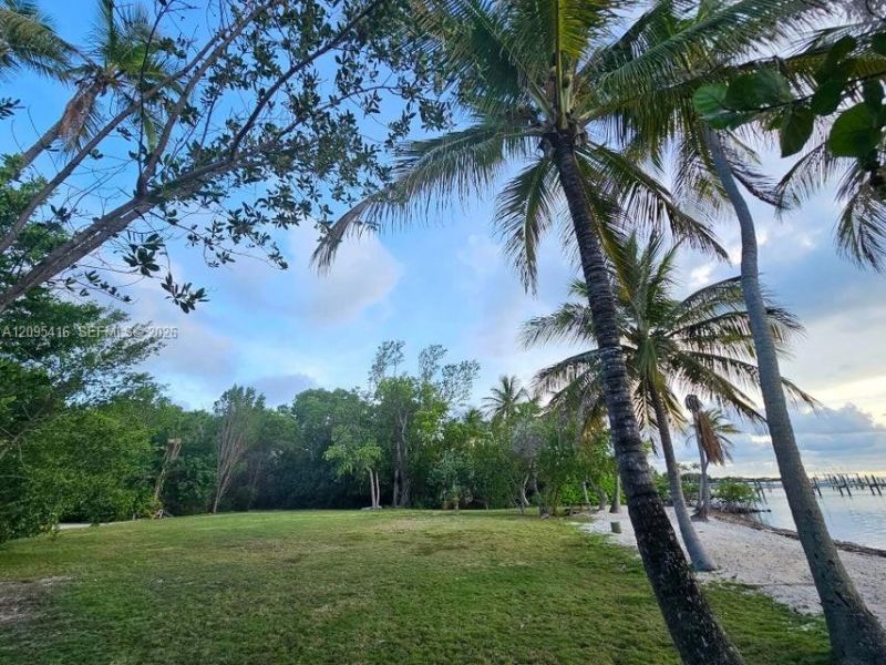 54 Sunset Rd , Key Largo, FL 33037 Photo