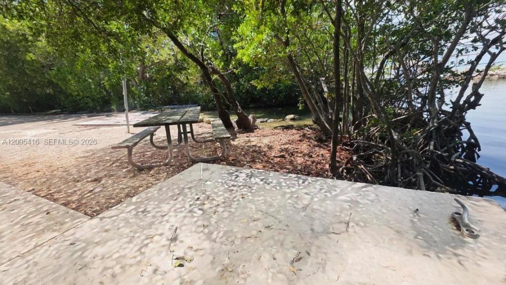 54 Sunset Rd , Key Largo, FL 33037 Photo