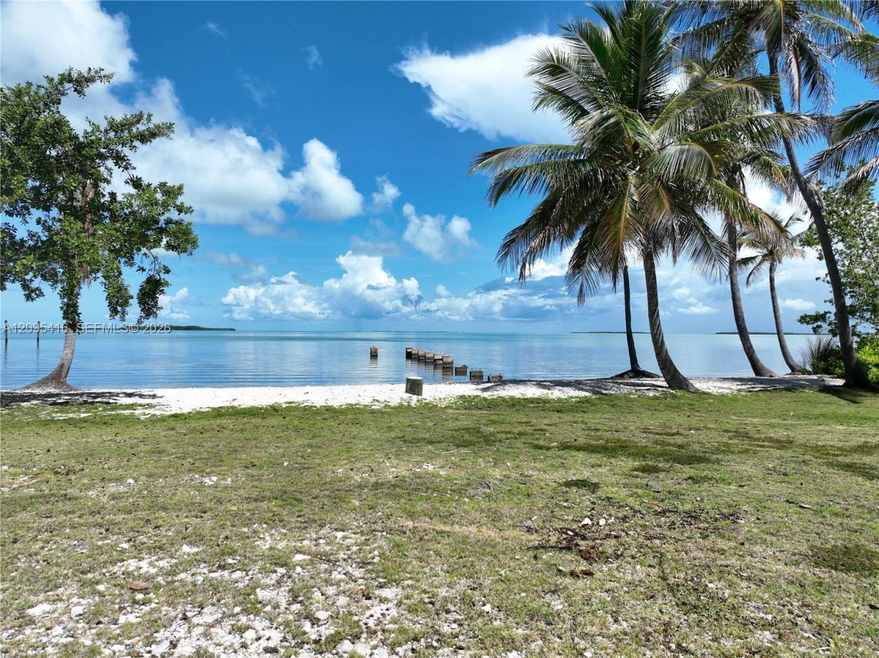 54 Sunset Rd , Key Largo, FL 33037 Photo