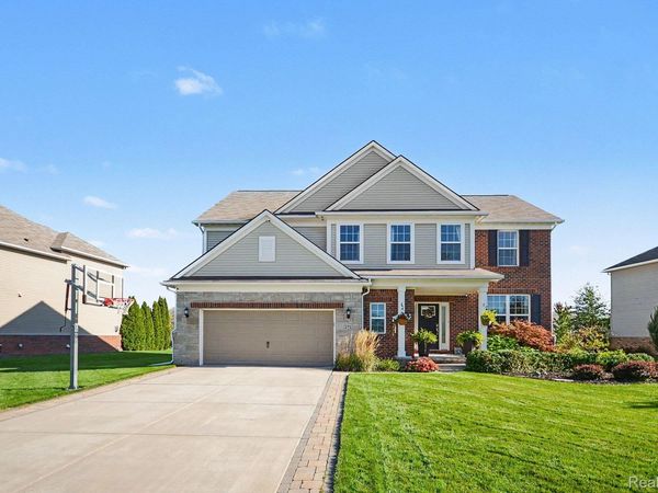 270 Gunnison Street, Orion Township, Mi 48360