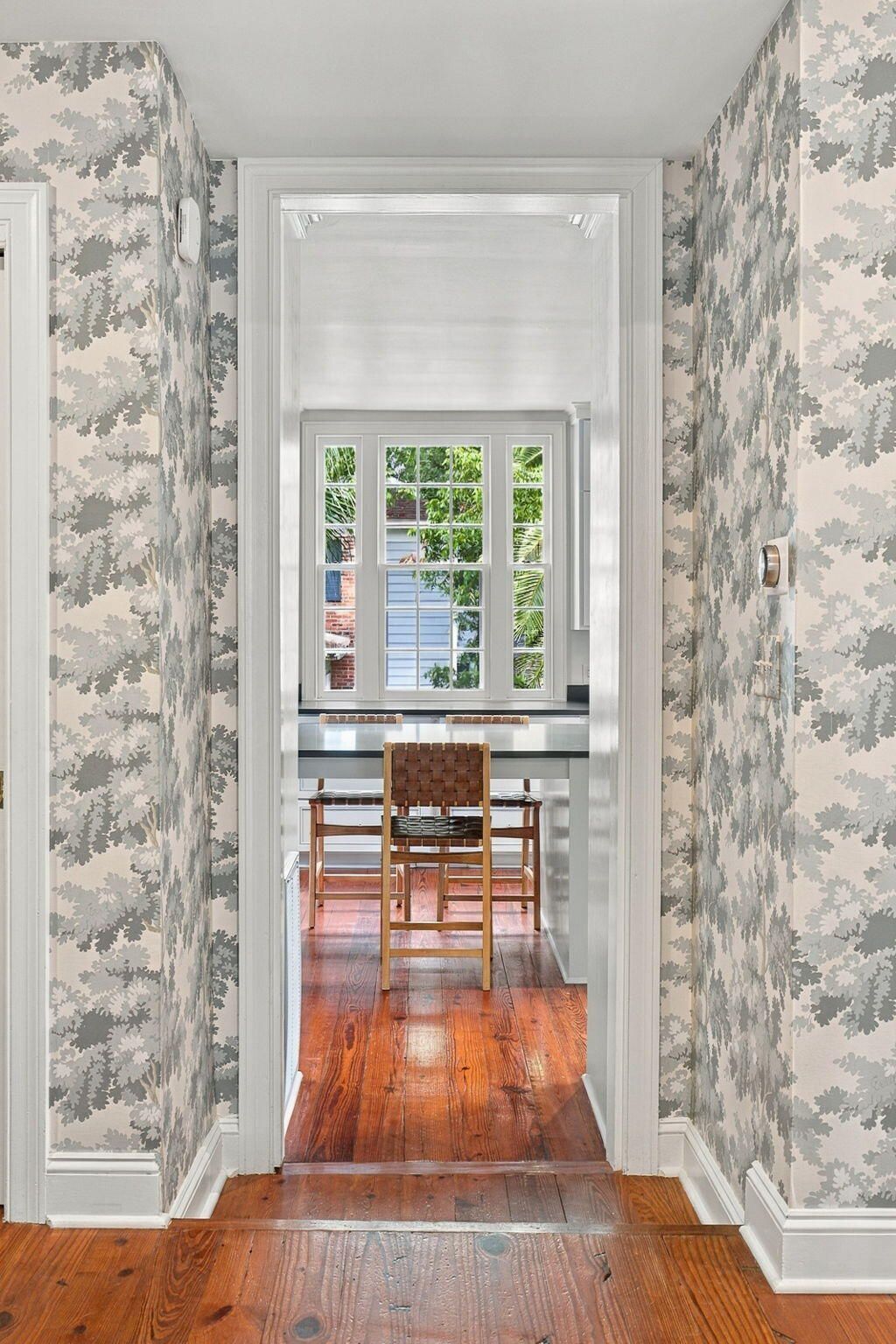 128 Bull Street Photo 13