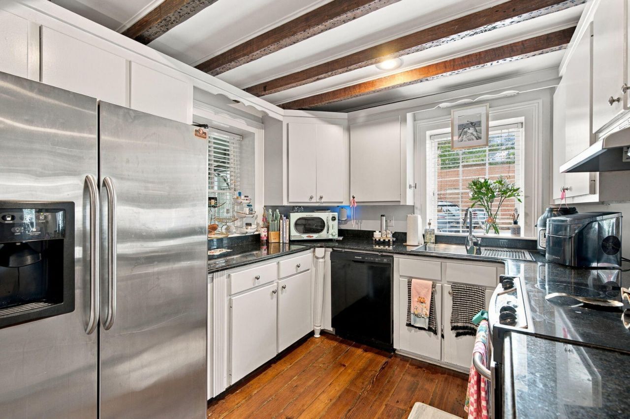 128 Bull Street Photo 70