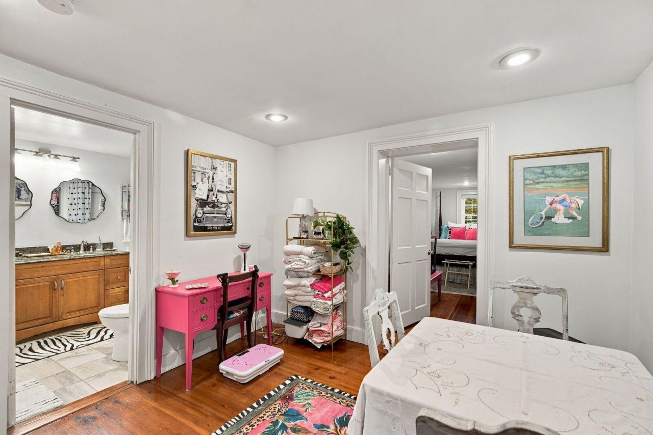 128 Bull Street Photo 73