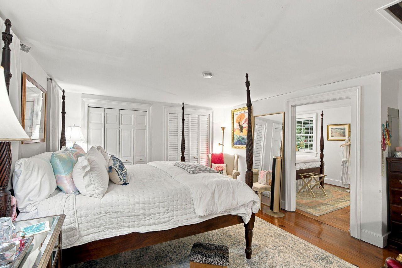 128 Bull Street Photo 75