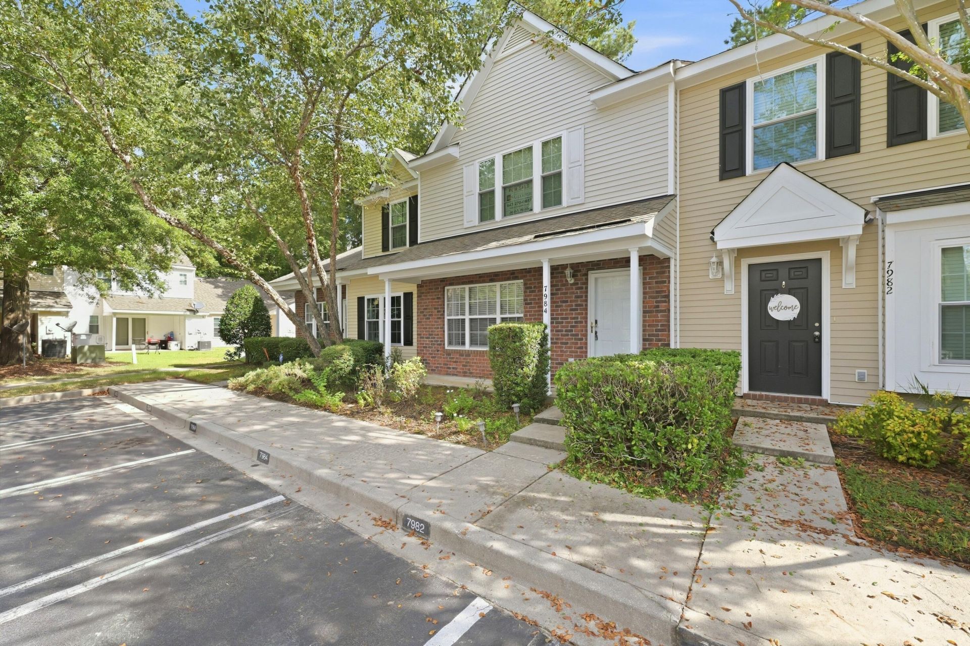 7984 Shadow Oak Drive Photo 2
