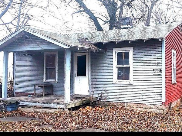 2280 E Hickory Street , Decatur, IL 62526