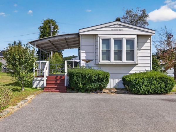 151 Easy St, Raynham, MA 02767