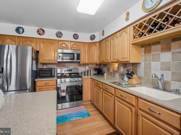 304 HOLLY HILL COURT, WARWICK, PA 18974