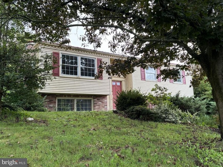 13802 Cardinal Drive SE , Cumberland, MD 21502 Main Photo