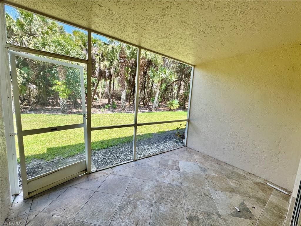 661 Squire Cir , Unit 101, Naples, FL 34104 Photo