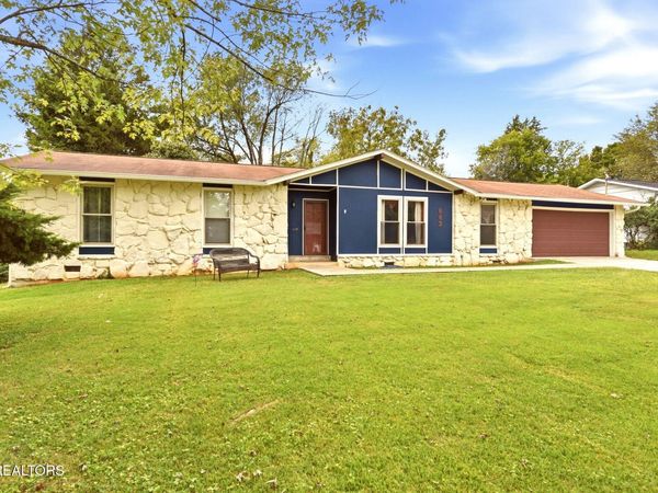 843 Sky Blue Drive, Knoxville, TN 37923