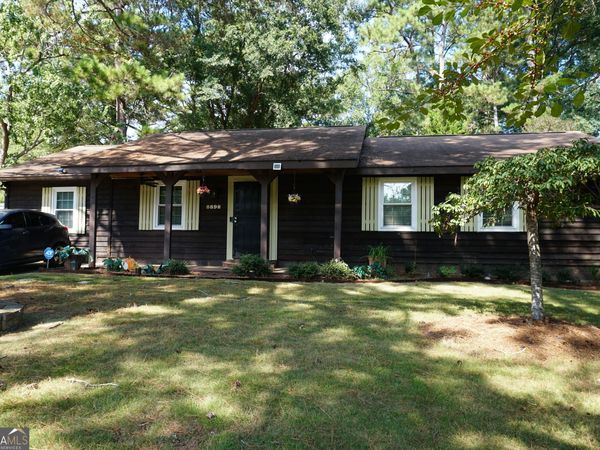 8898 Gatewood Cirlce, Jonesboro, GA 30238