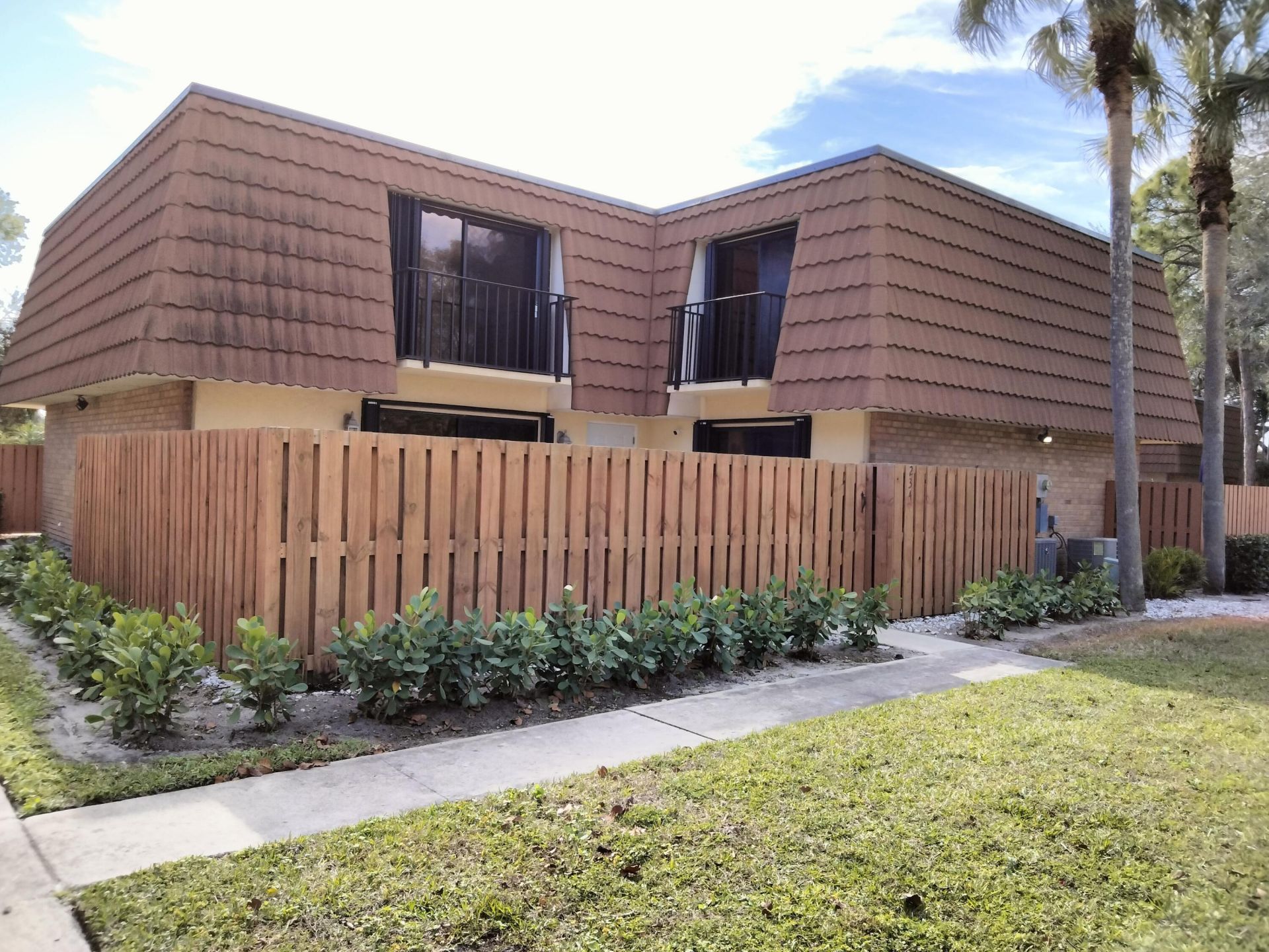 234 Charter Way, West Palm Beach, FL 33407 Photo