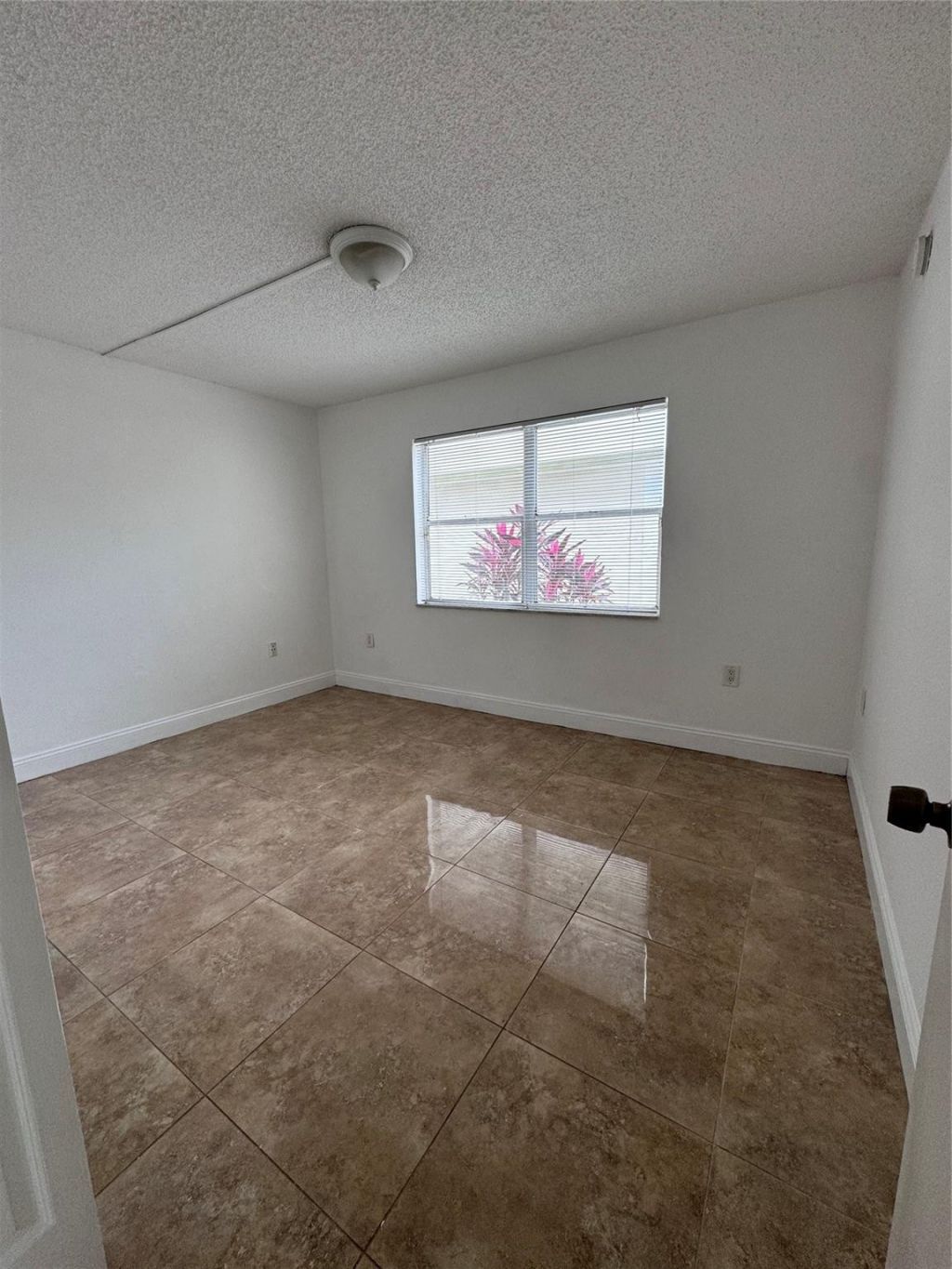 4205 N University Drive, Unit 107, Sunrise, FL 33351 Photo
