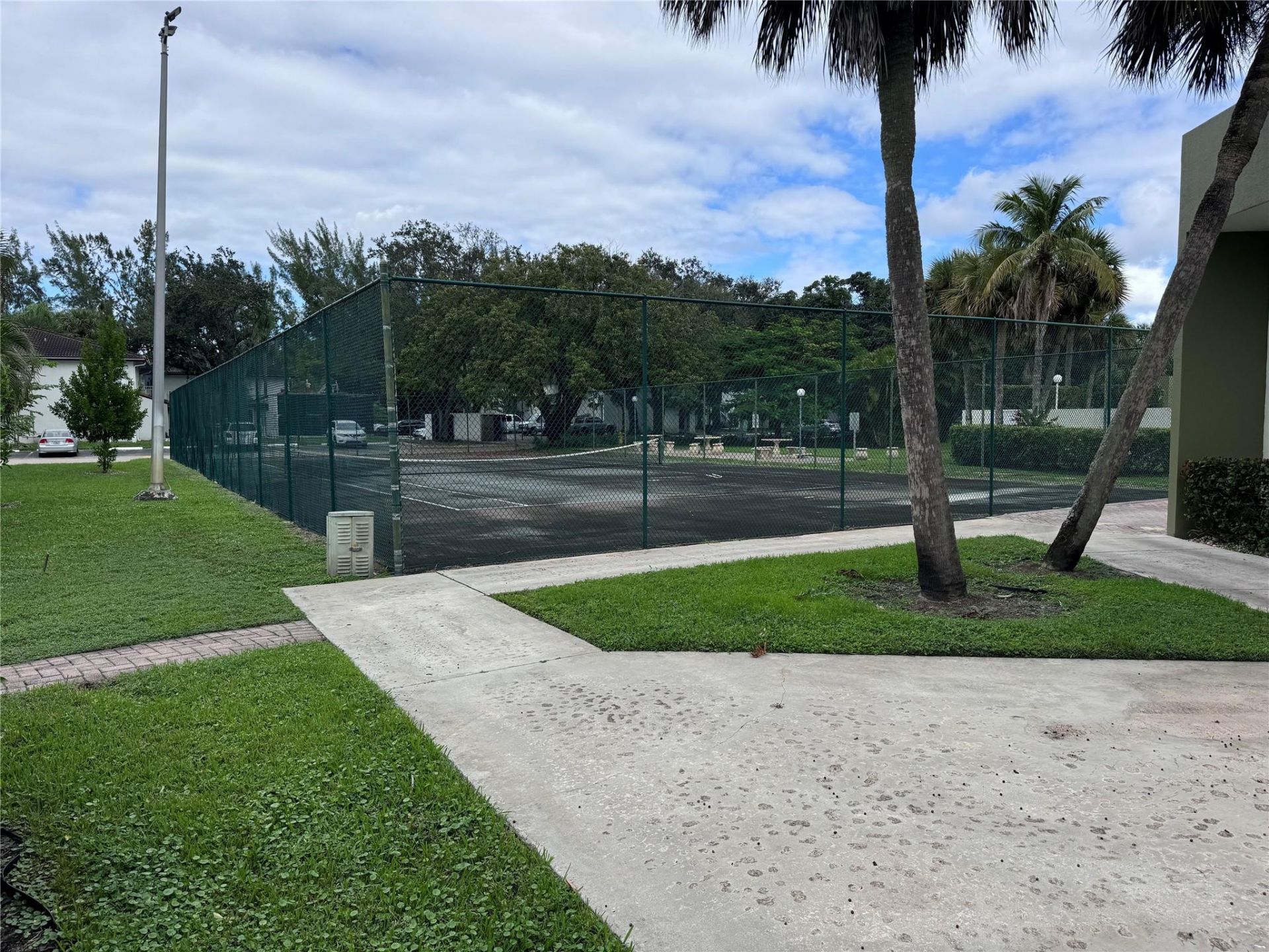 4205 N University Drive, Unit 107, Sunrise, FL 33351 Photo