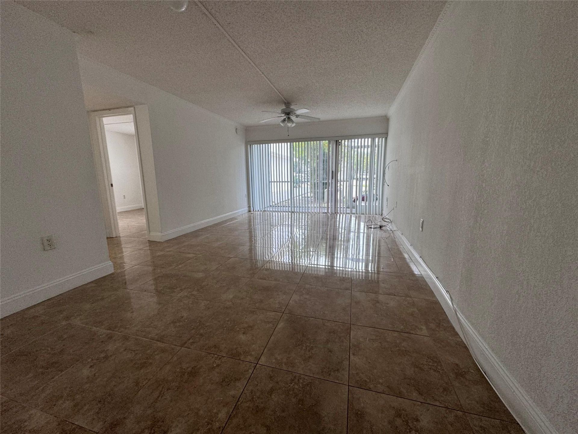 4205 N University Drive, Unit 107, Sunrise, FL 33351 Photo