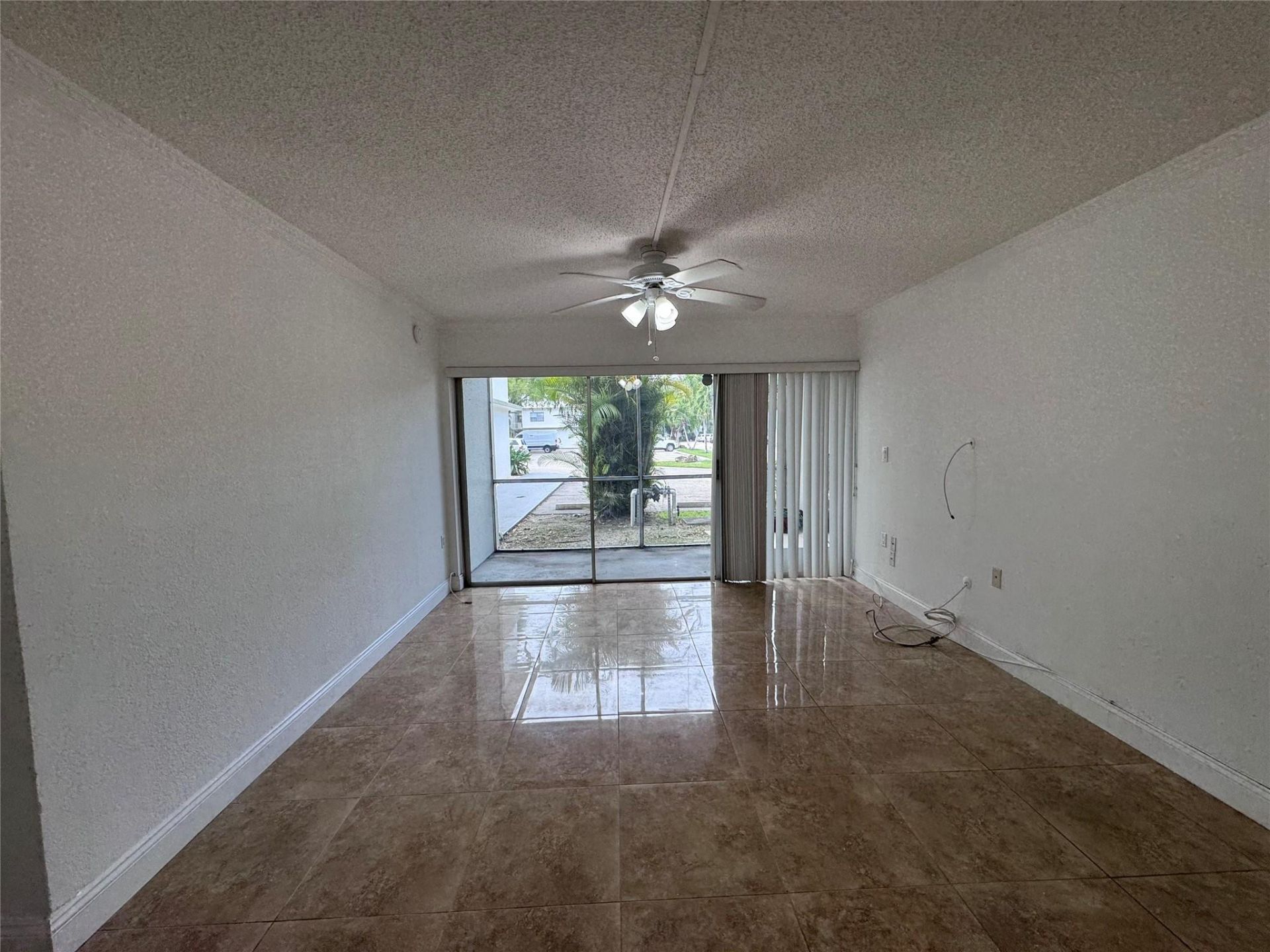4205 N University Drive, Unit 107, Sunrise, FL 33351 Photo