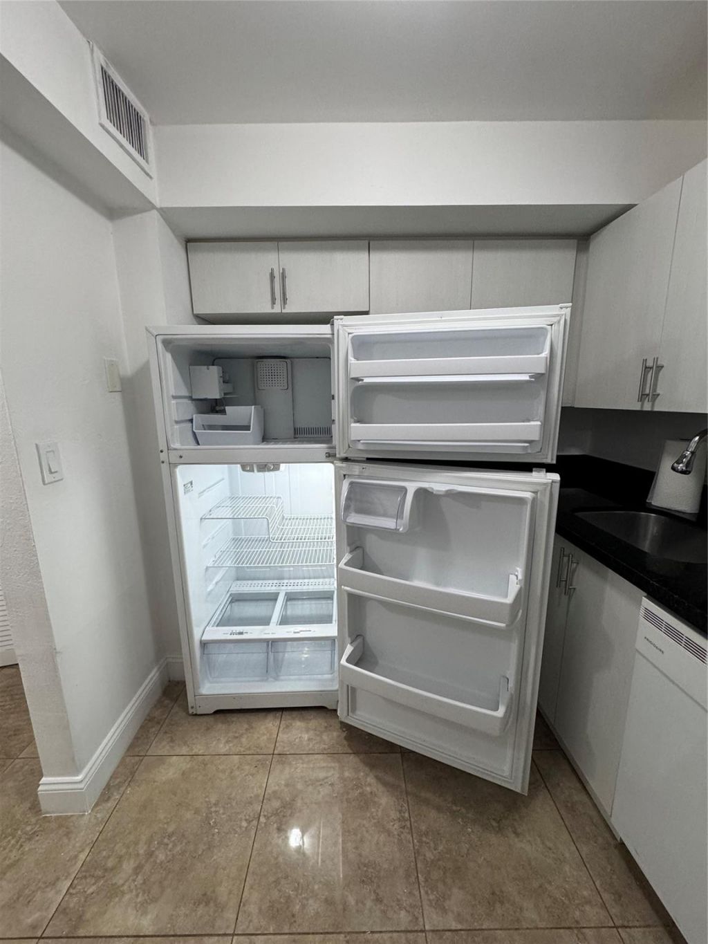 4205 N University Drive, Unit 107, Sunrise, FL 33351 Photo