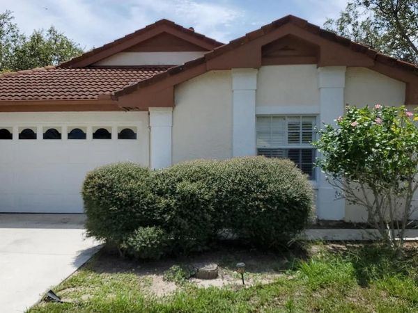 2 San Luis Lane , Other Florida, FL 32137
