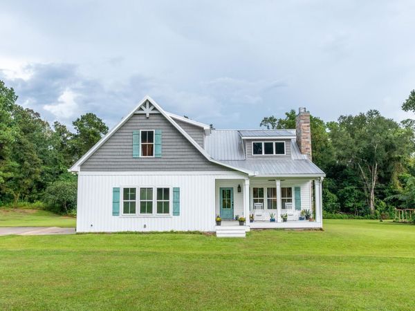 2594 Salem Road , Havana, FL 32333