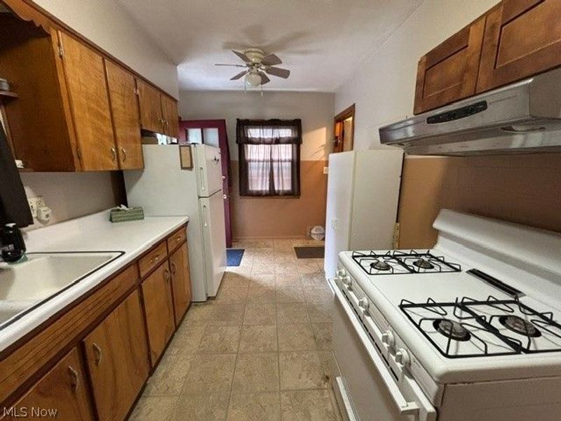 449 Marview Avenue, Akron, OH 44310 Photo 11