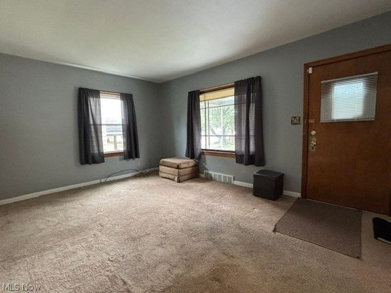 449 Marview Avenue, Akron, OH 44310 Photo 6