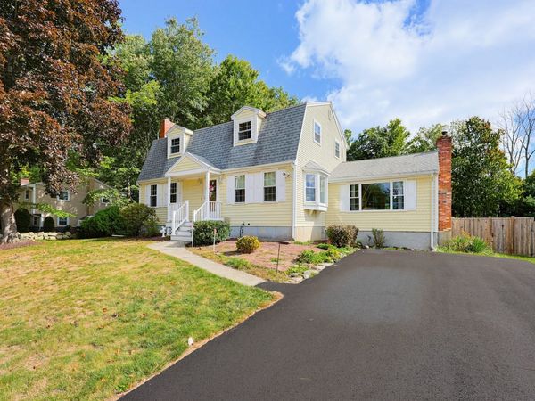 88 Darren Dr., Brockton, MA 02301