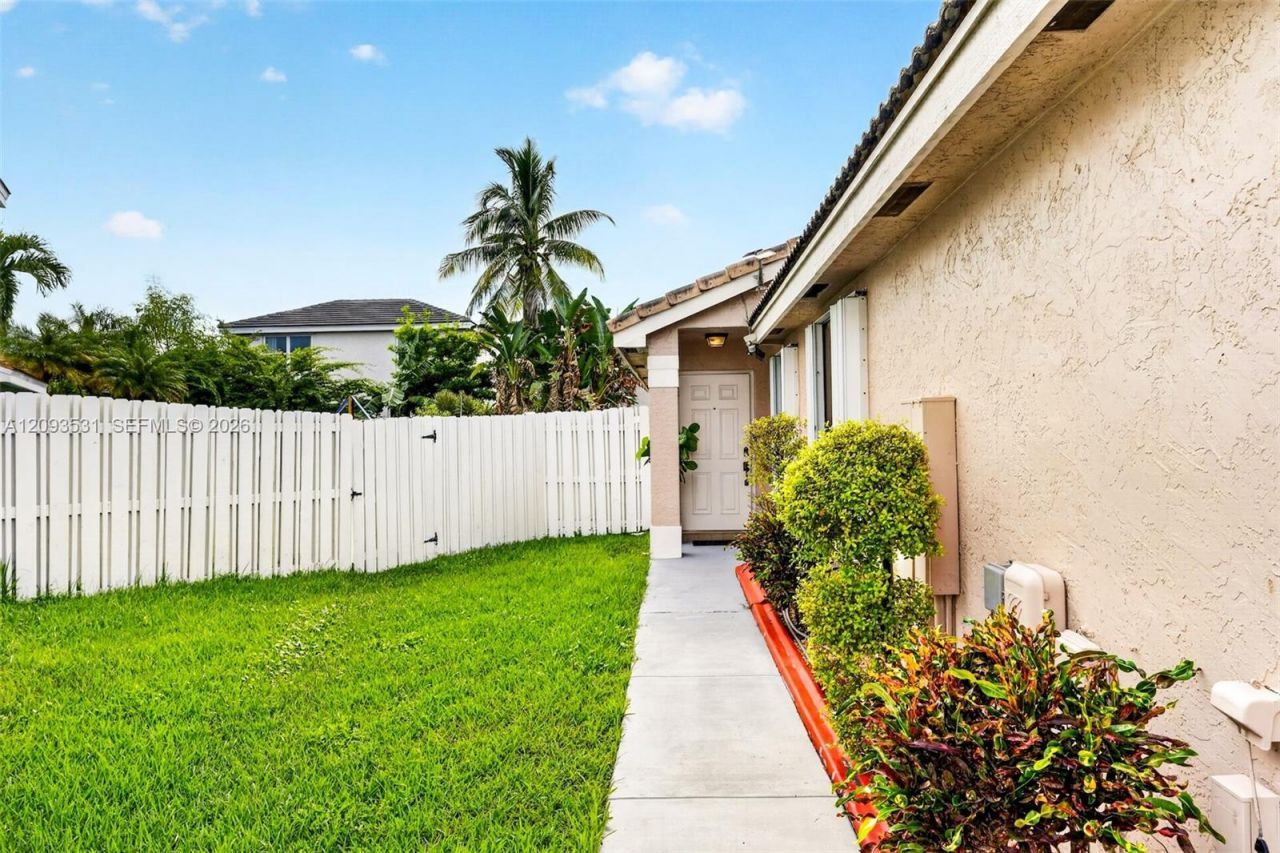 17736 SW 27th Ct, Miramar, FL 33029 Photo