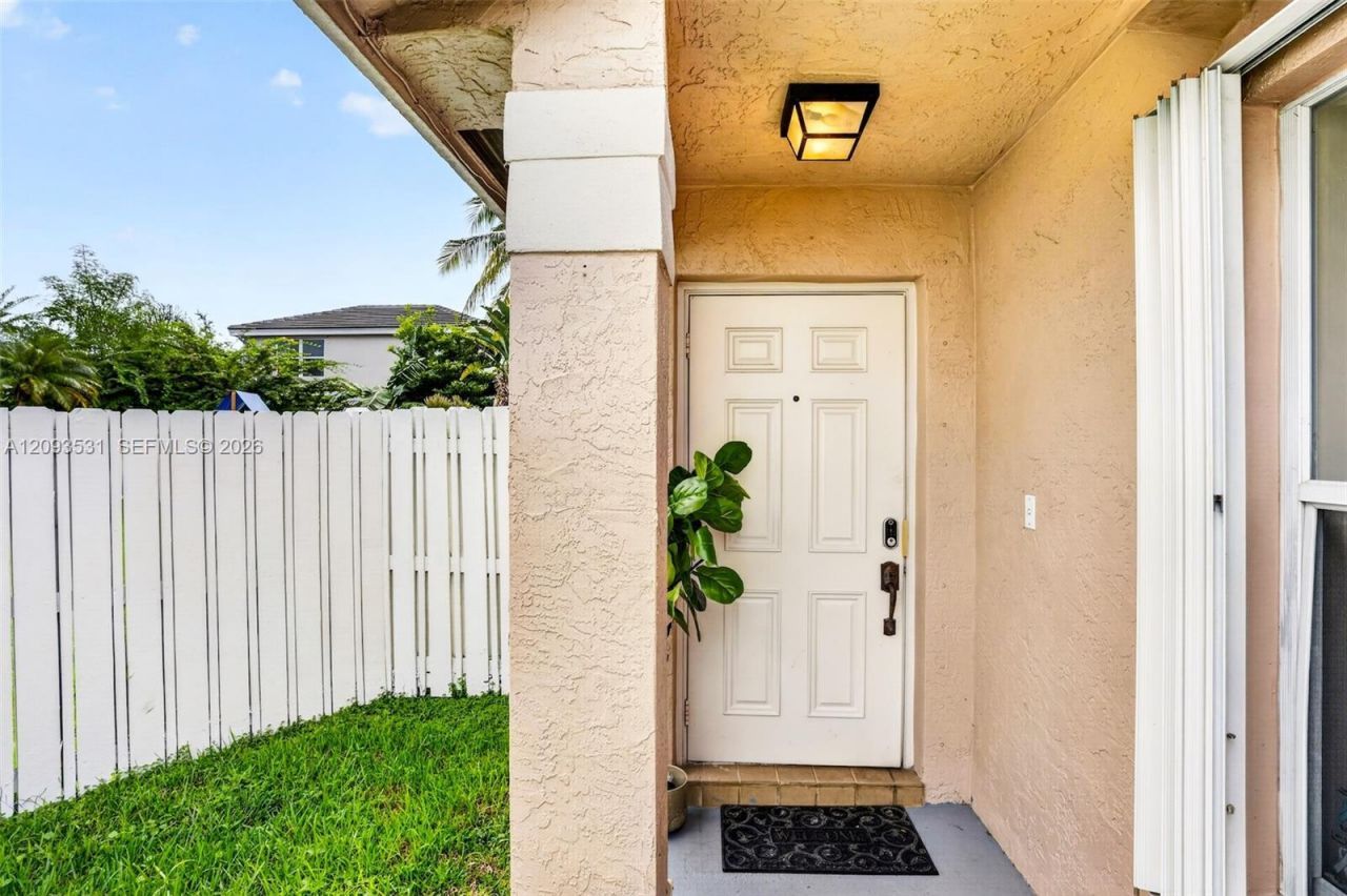 17736 SW 27th Ct, Miramar, FL 33029 Photo