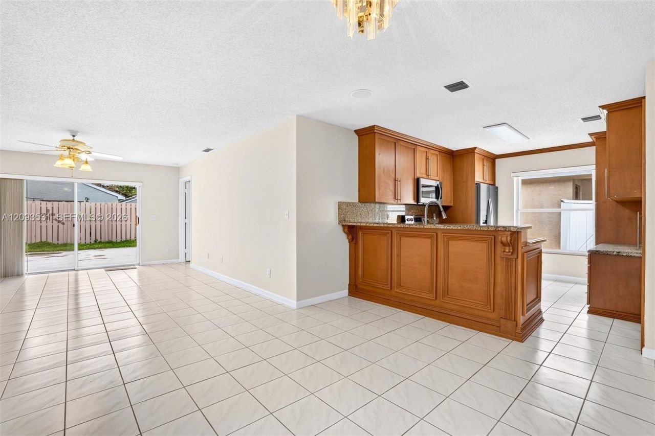 17736 SW 27th Ct, Miramar, FL 33029 Photo