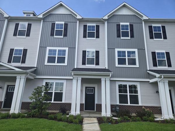 4509 Chelsea Manor Circle , Aurora, IL 60504