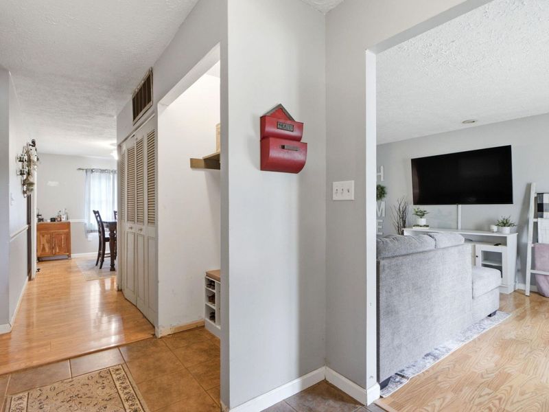 7101 Kinsey Road, Englewood, OH 45322 Photo 5
