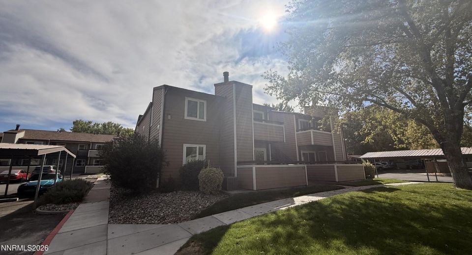 7680 Bluestone Drive, Unit APT X390, Reno, NV 89511 Photo
