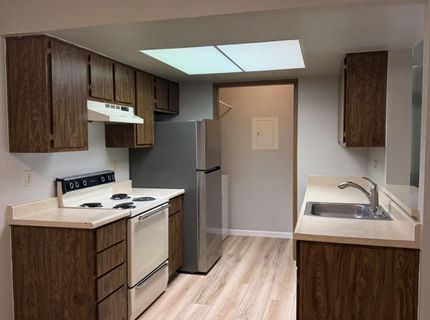 7680 Bluestone Drive, Unit APT X390, Reno, NV 89511 Photo