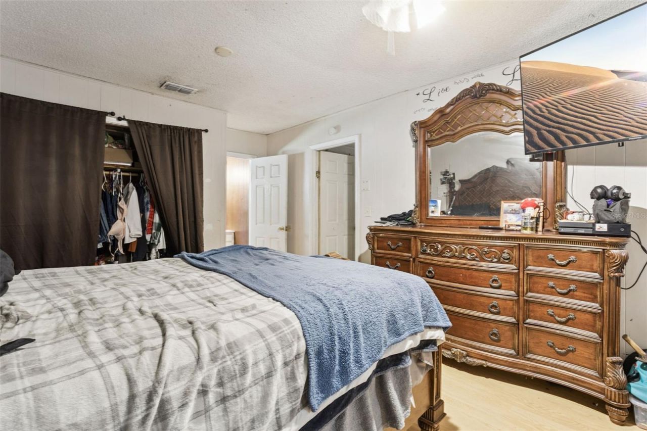 54901 Cedar Crest Rd , Astor, FL 32102 Photo