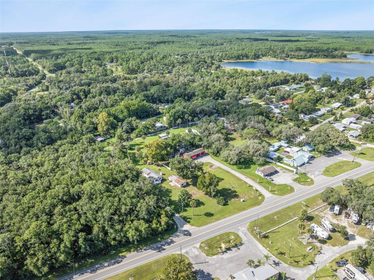 54901 Cedar Crest Rd , Astor, FL 32102 Photo