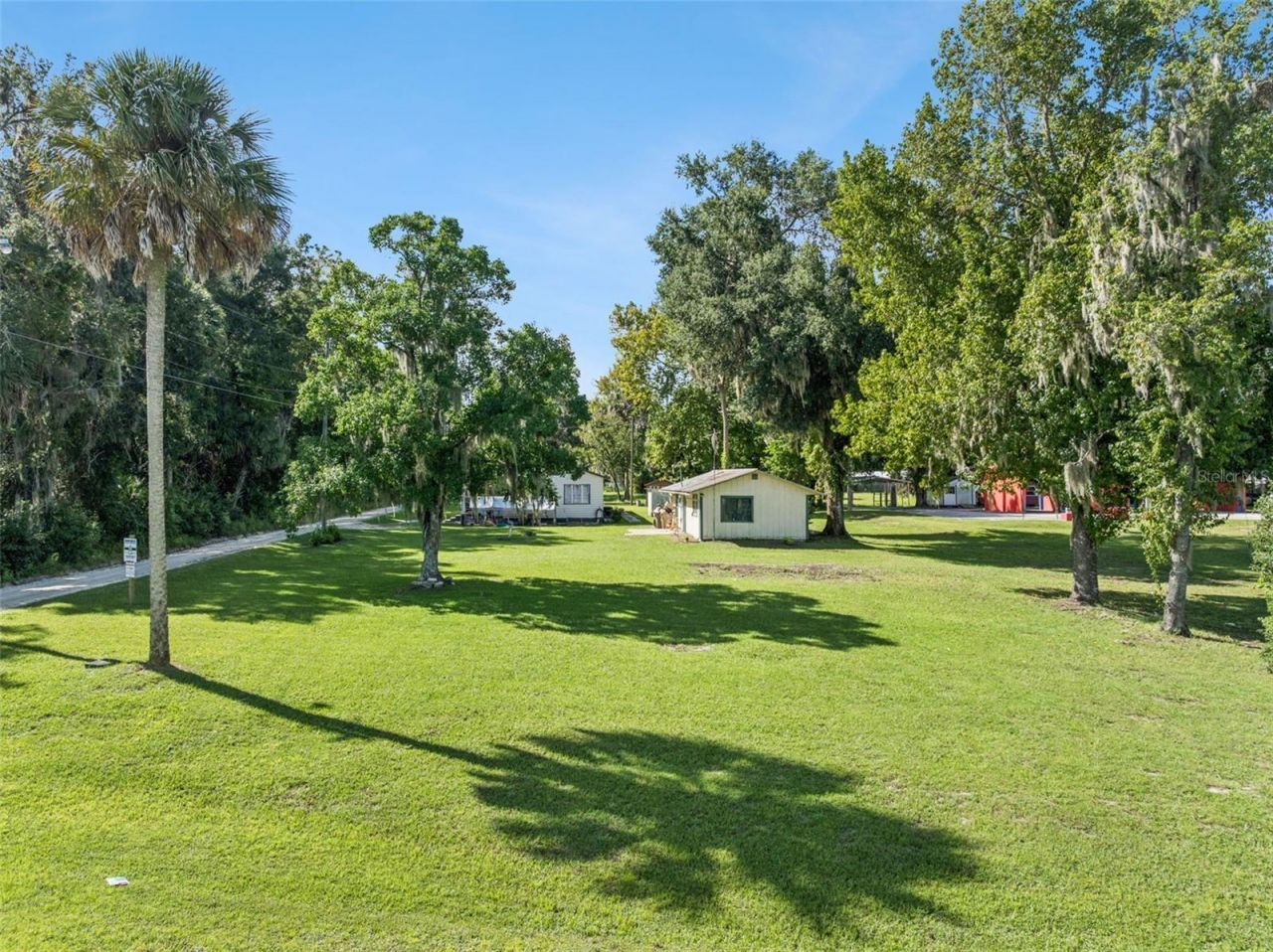 54901 Cedar Crest Rd , Astor, FL 32102 Photo
