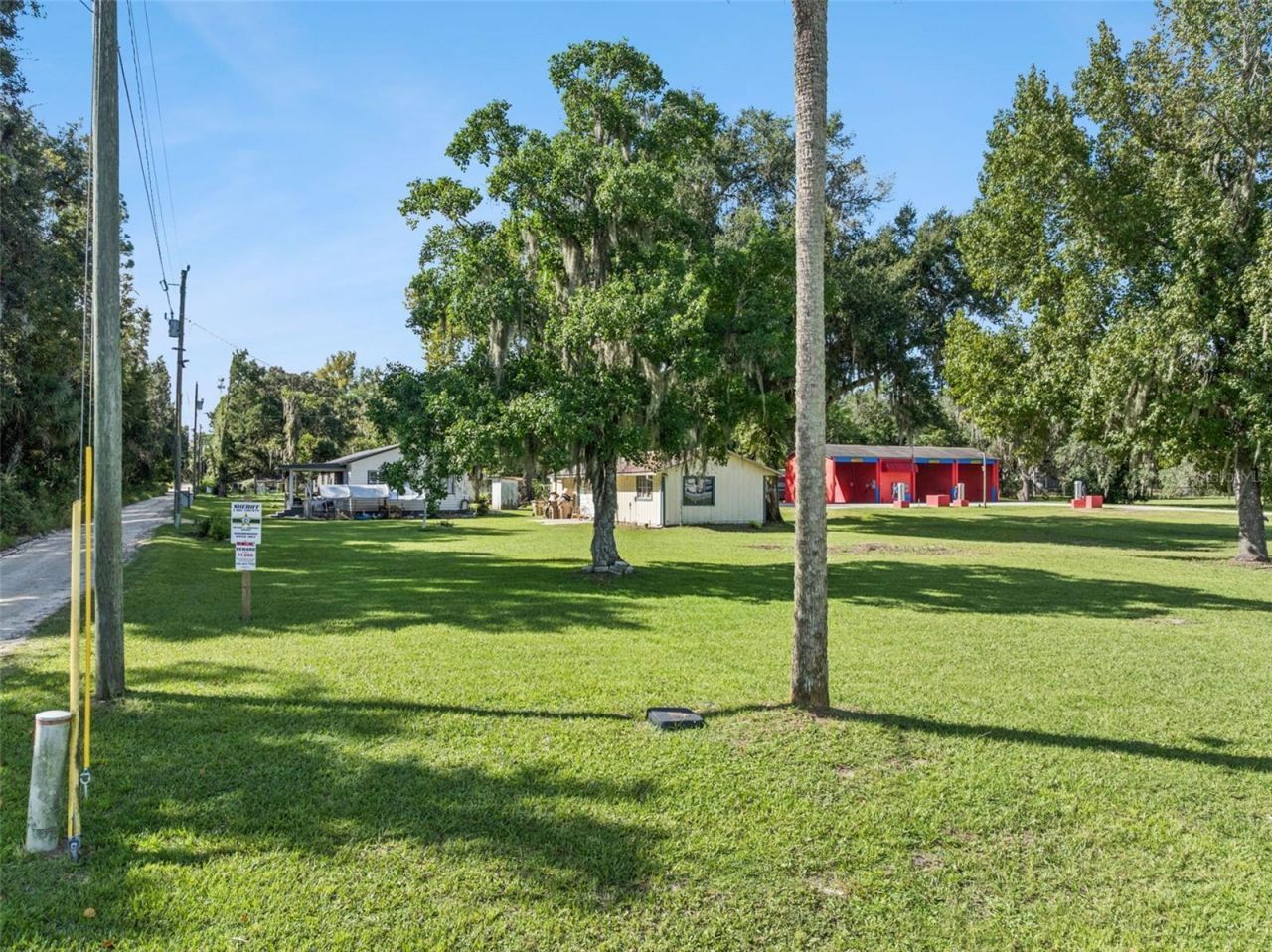 54901 Cedar Crest Rd , Astor, FL 32102 Photo