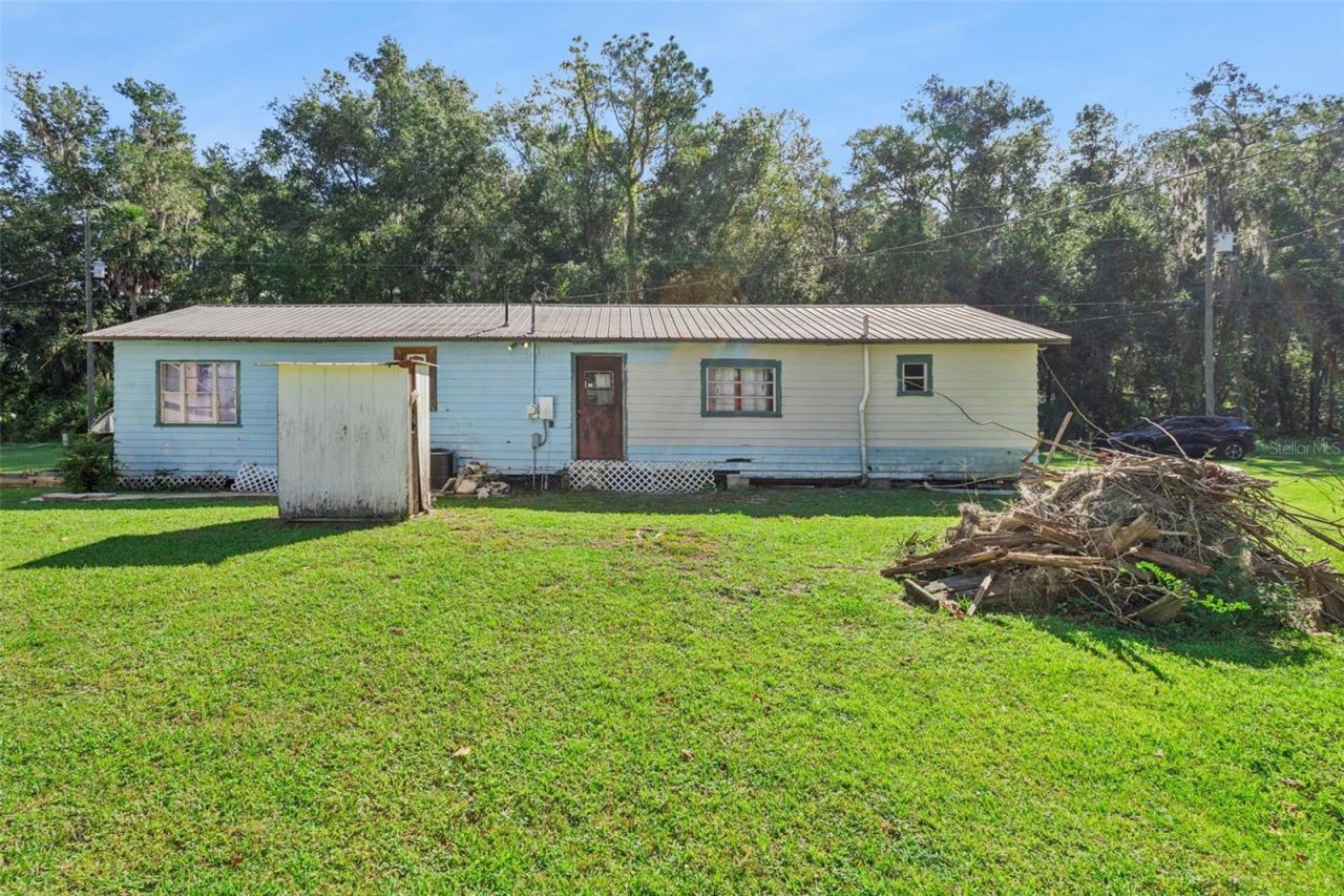 54901 Cedar Crest Rd , Astor, FL 32102 Photo
