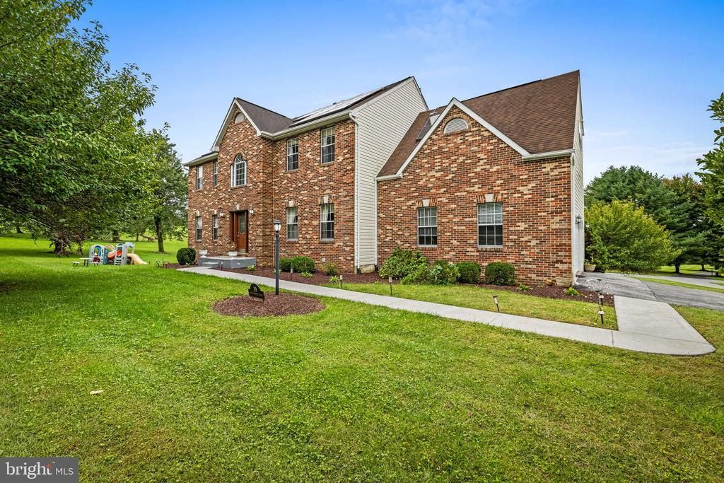 19 DEEP POWDER COURT, WOODSTOCK, MD 21163