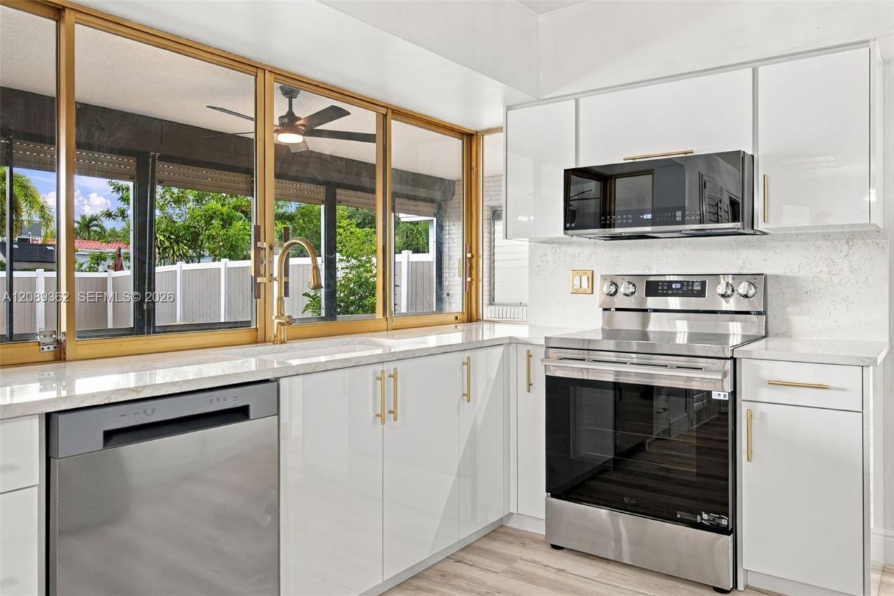 5206 Garfield St , Hollywood, FL 33021 Photo