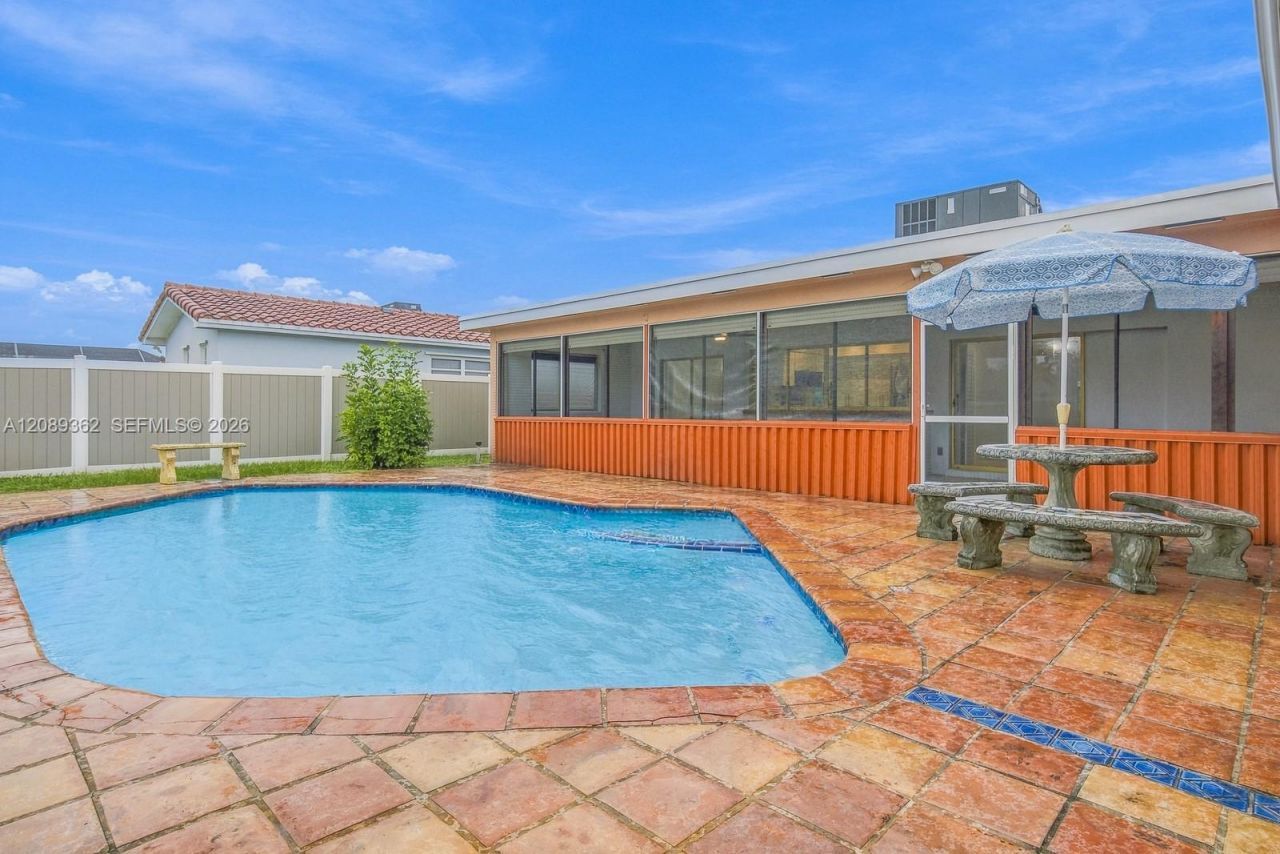 5206 Garfield St , Hollywood, FL 33021 Photo
