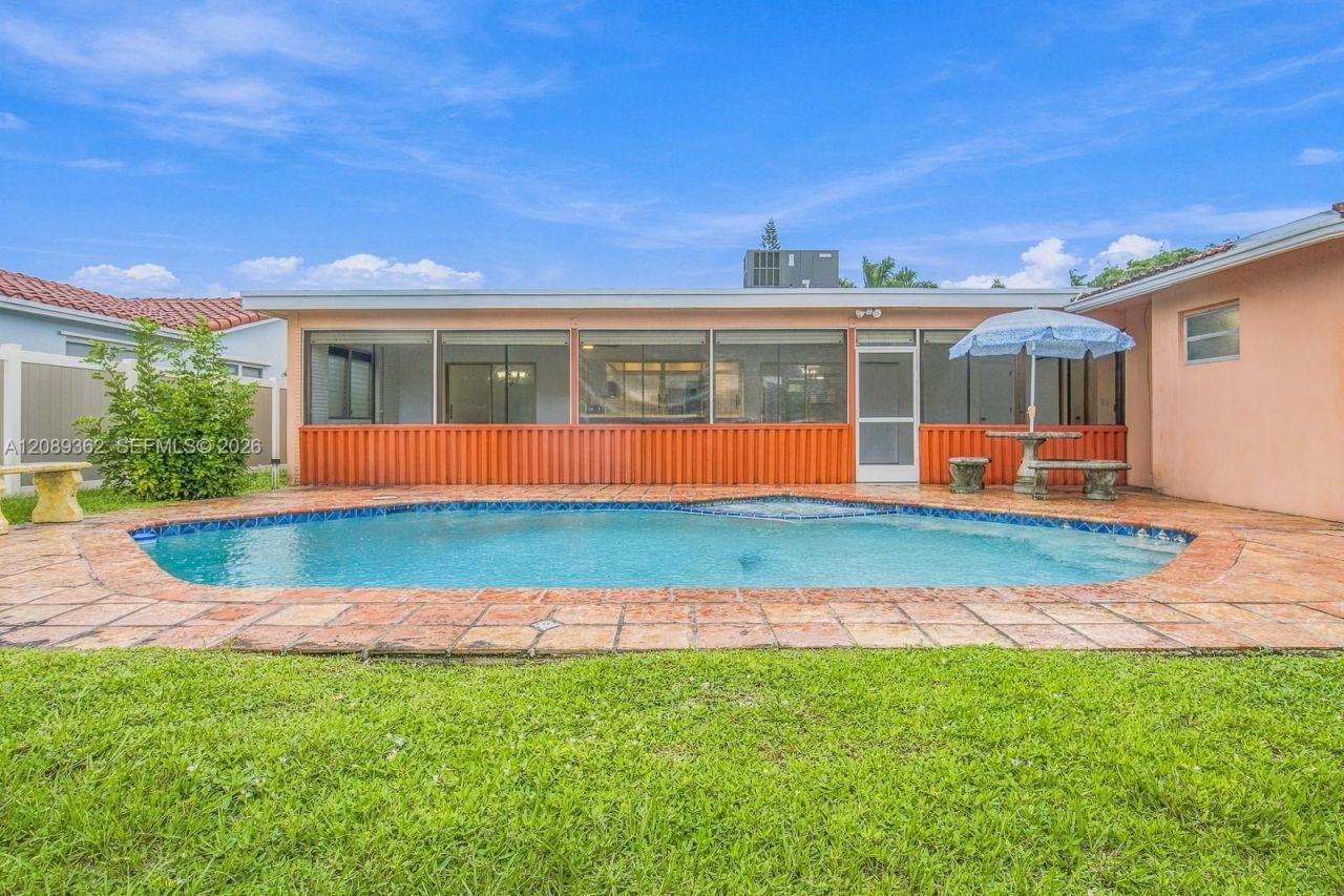 5206 Garfield St , Hollywood, FL 33021 Photo